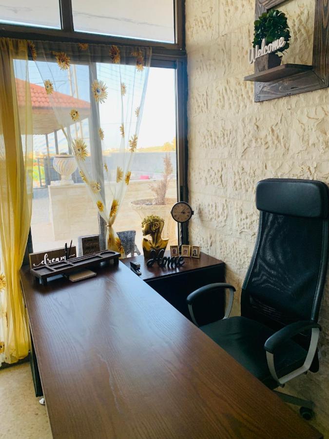 Laura'S Modern Villa Madaba Exterior foto